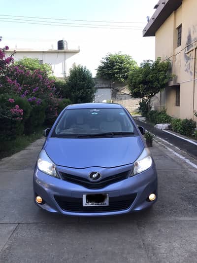 Toyota Vitz 2012