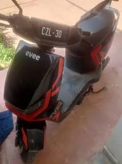 Evee Genzee 2025 Model 1 year warranty almost new