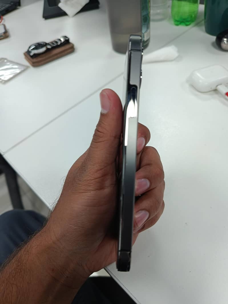 Apple iPhone 12 Pro 0