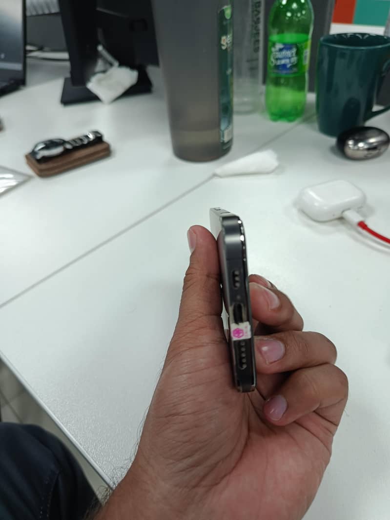 Apple iPhone 12 Pro 1