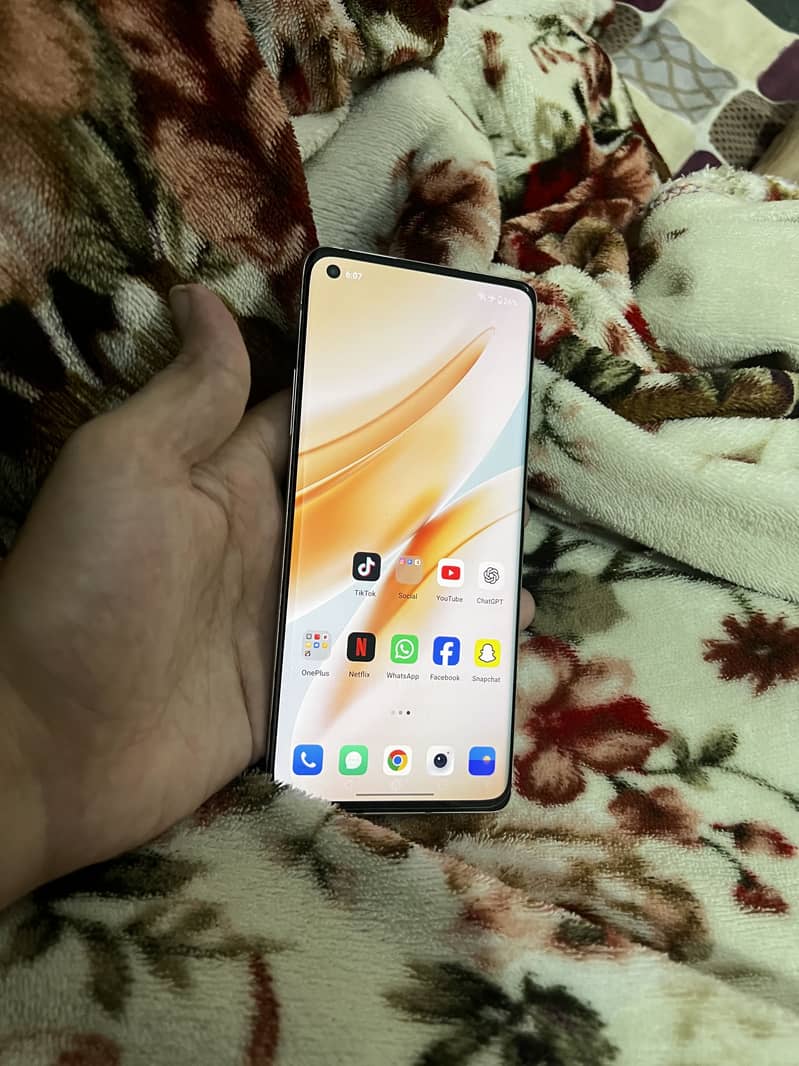 One Plus 8T 0