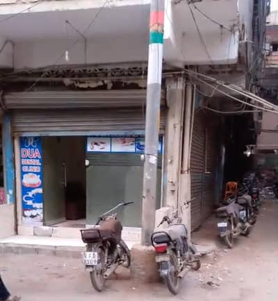 Prime Location - Corner Shop for Sale in Ramsawmi,Garden West, Karachi