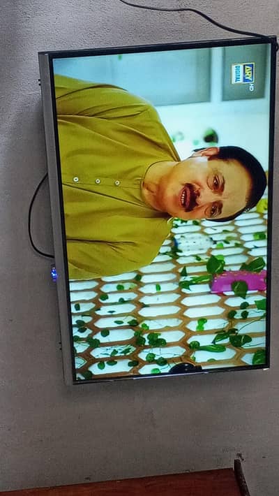 32 inch led wifi