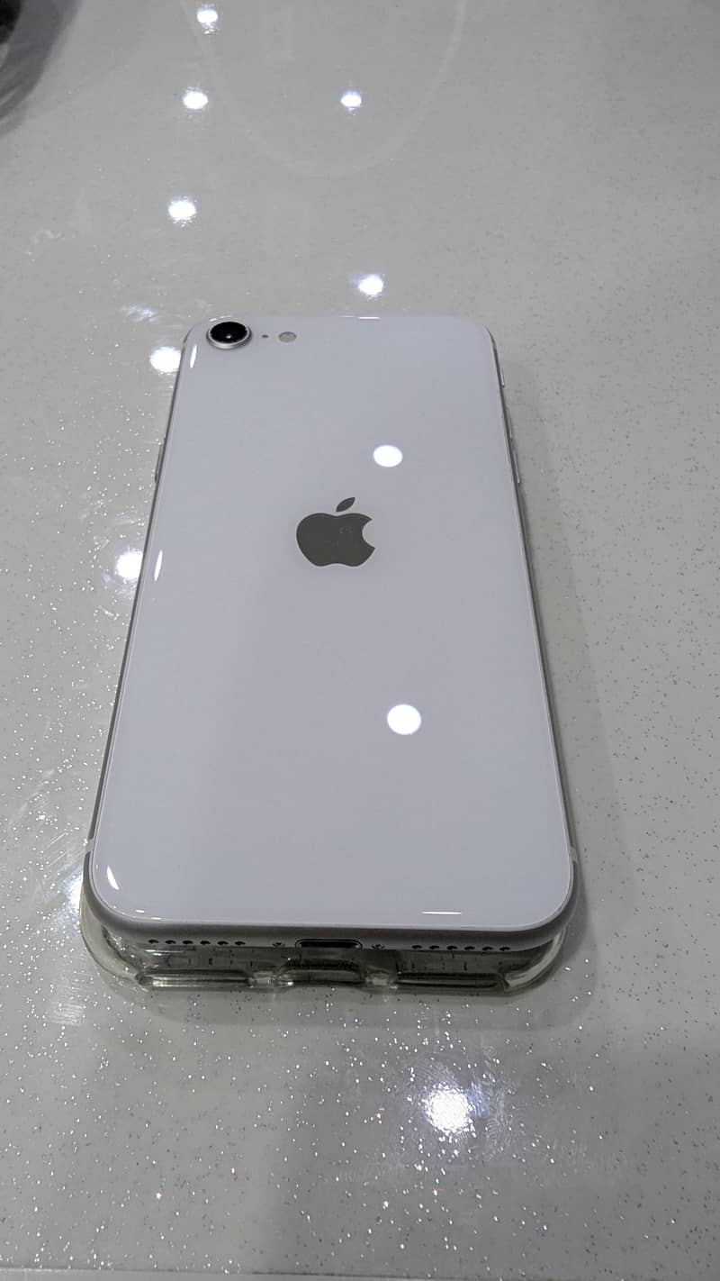 Apple iPhone SE 0