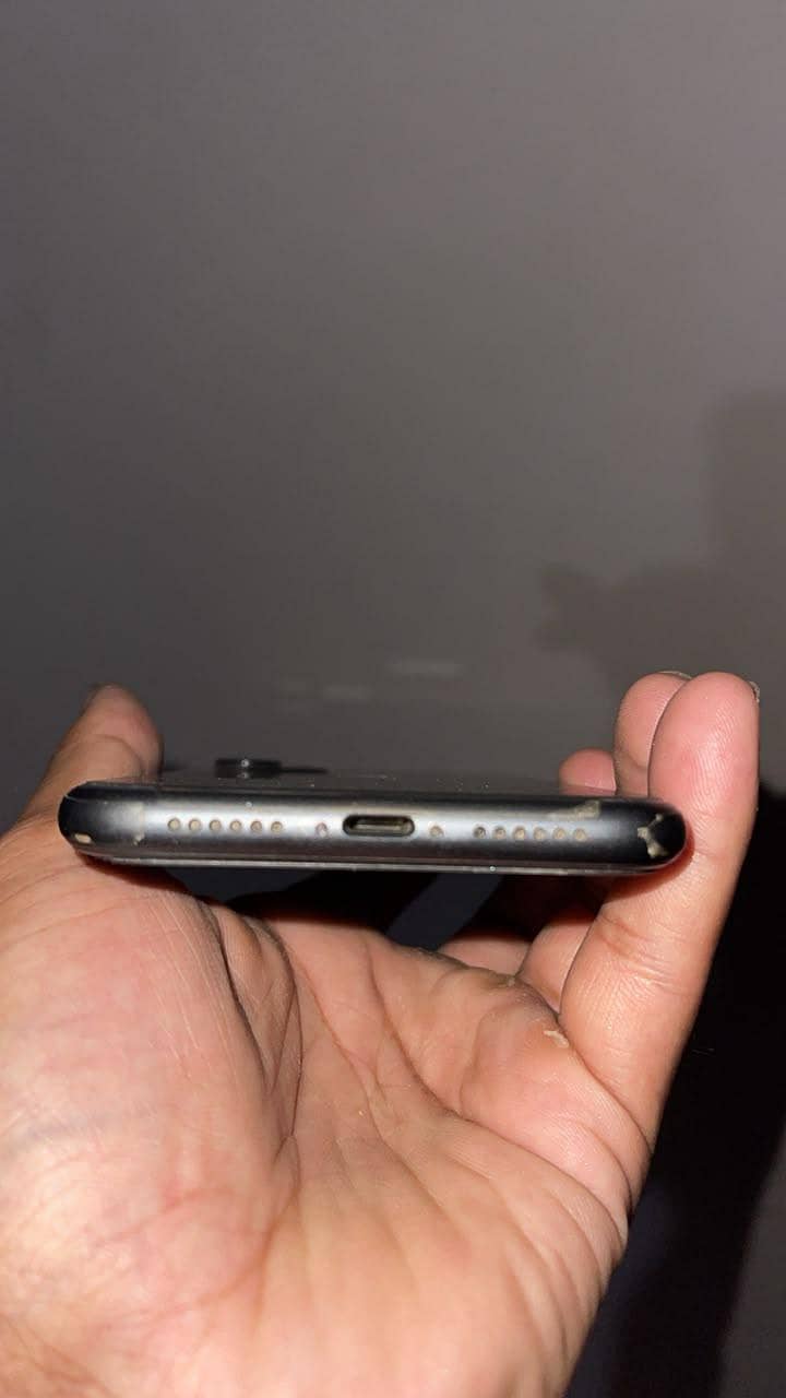 Apple iPhone 11 1