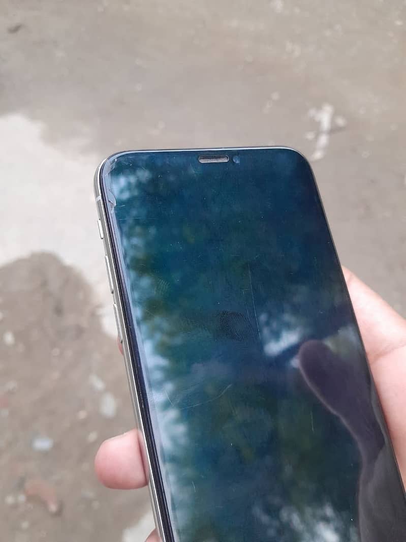 Apple iPhone X 2