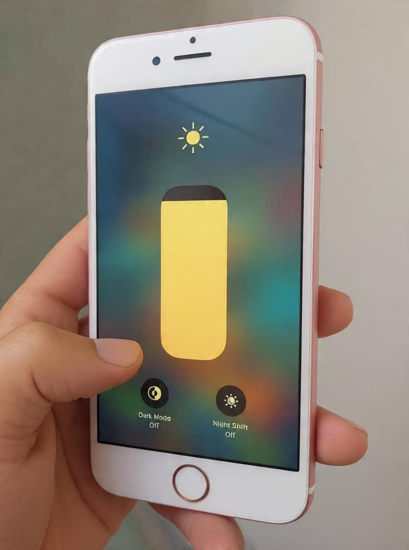 Apple iPhone 6S 3