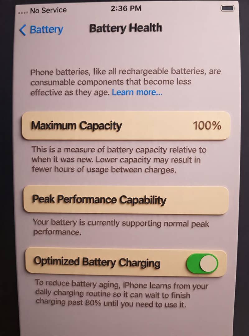 Apple iPhone 6S 4