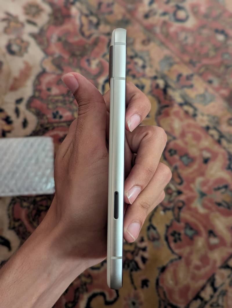 Google Pixel 8a 3
