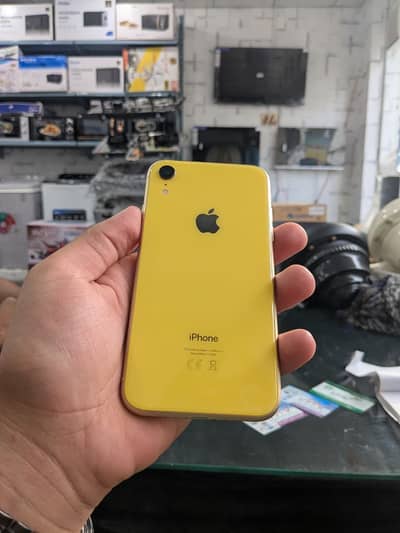 Apple iPhone XR