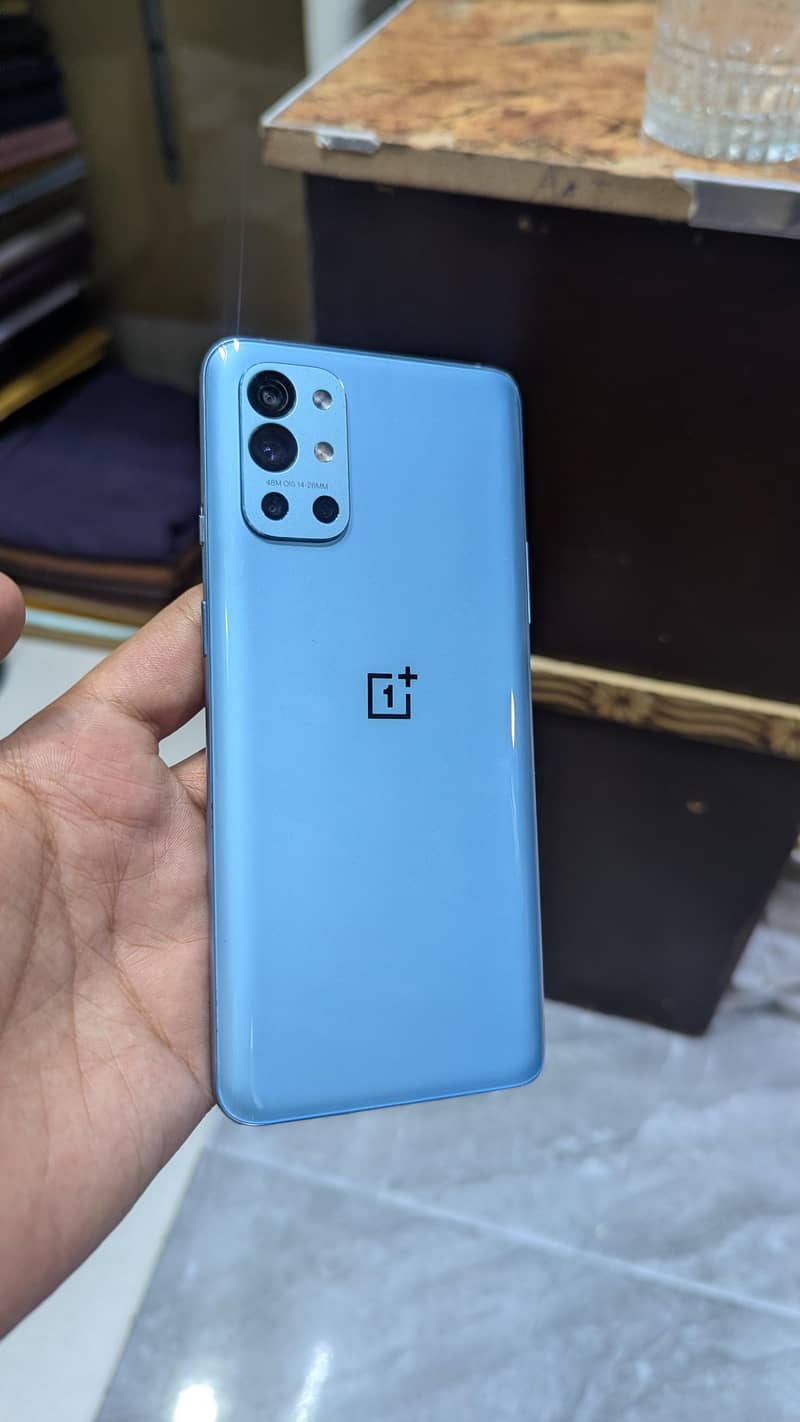 One Plus 9R 5