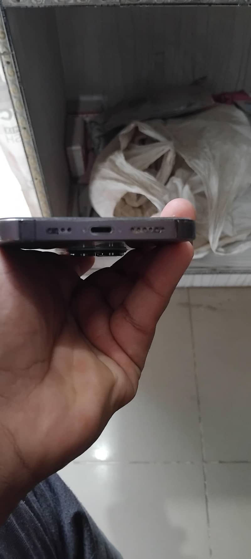 Apple iPhone 14 Pro Max 1