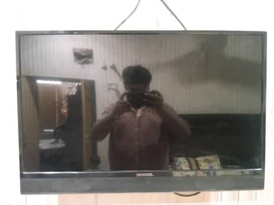 lcd 32 inch android