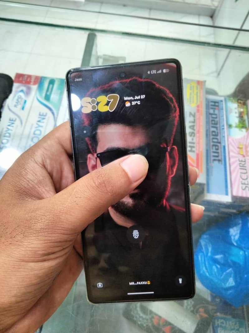 Google Pixel 7 3