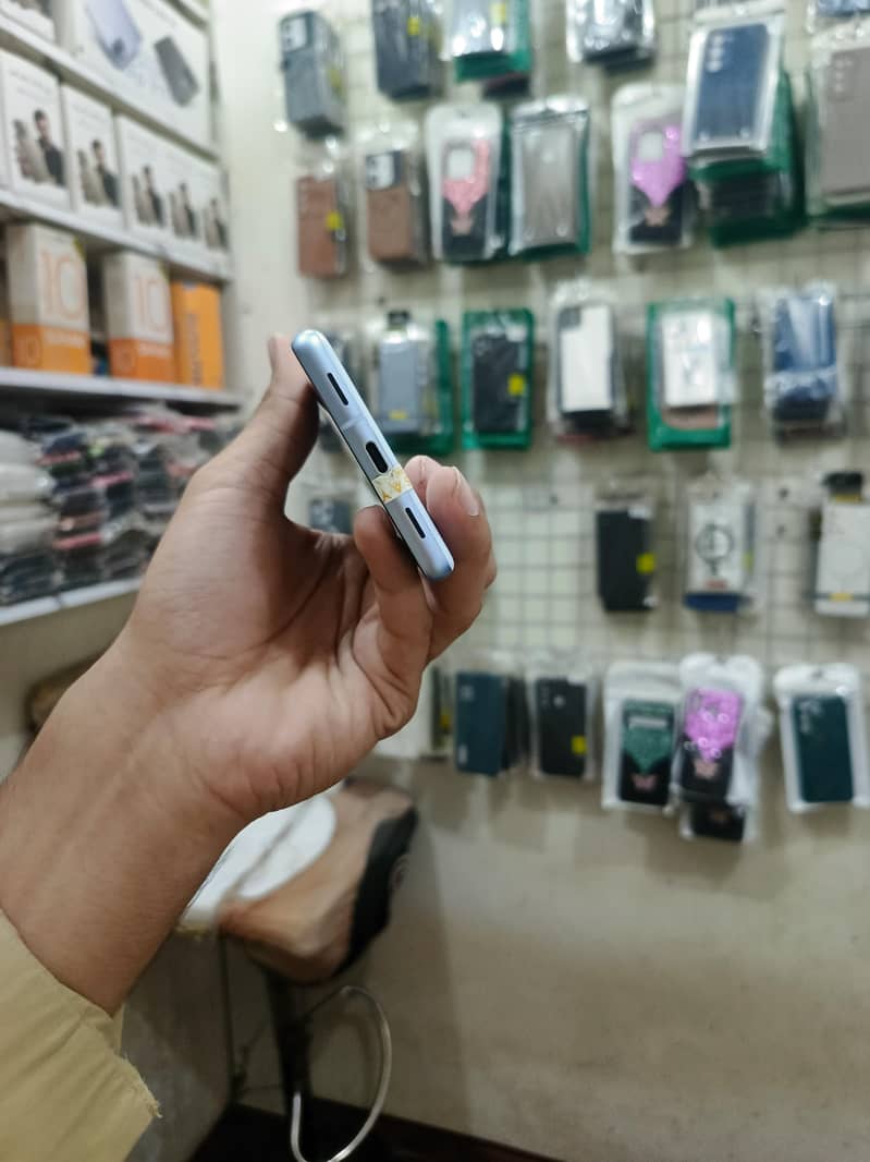Google Pixel 7a 1