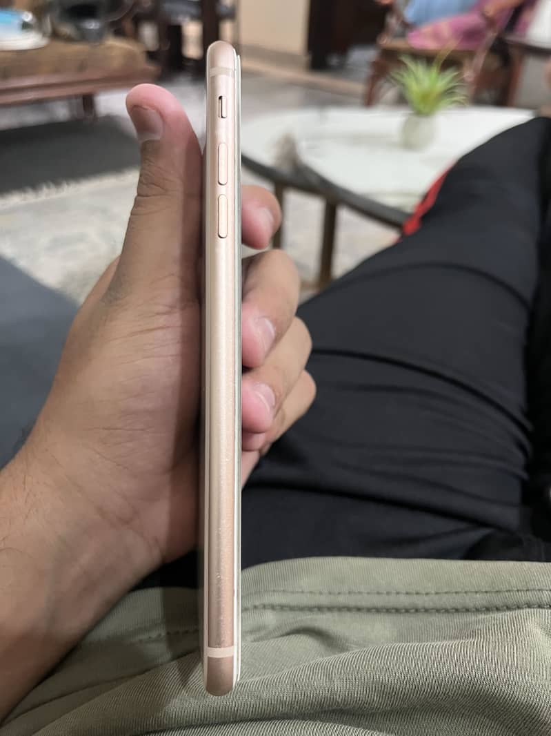 Iphone 8plus 64gb 4