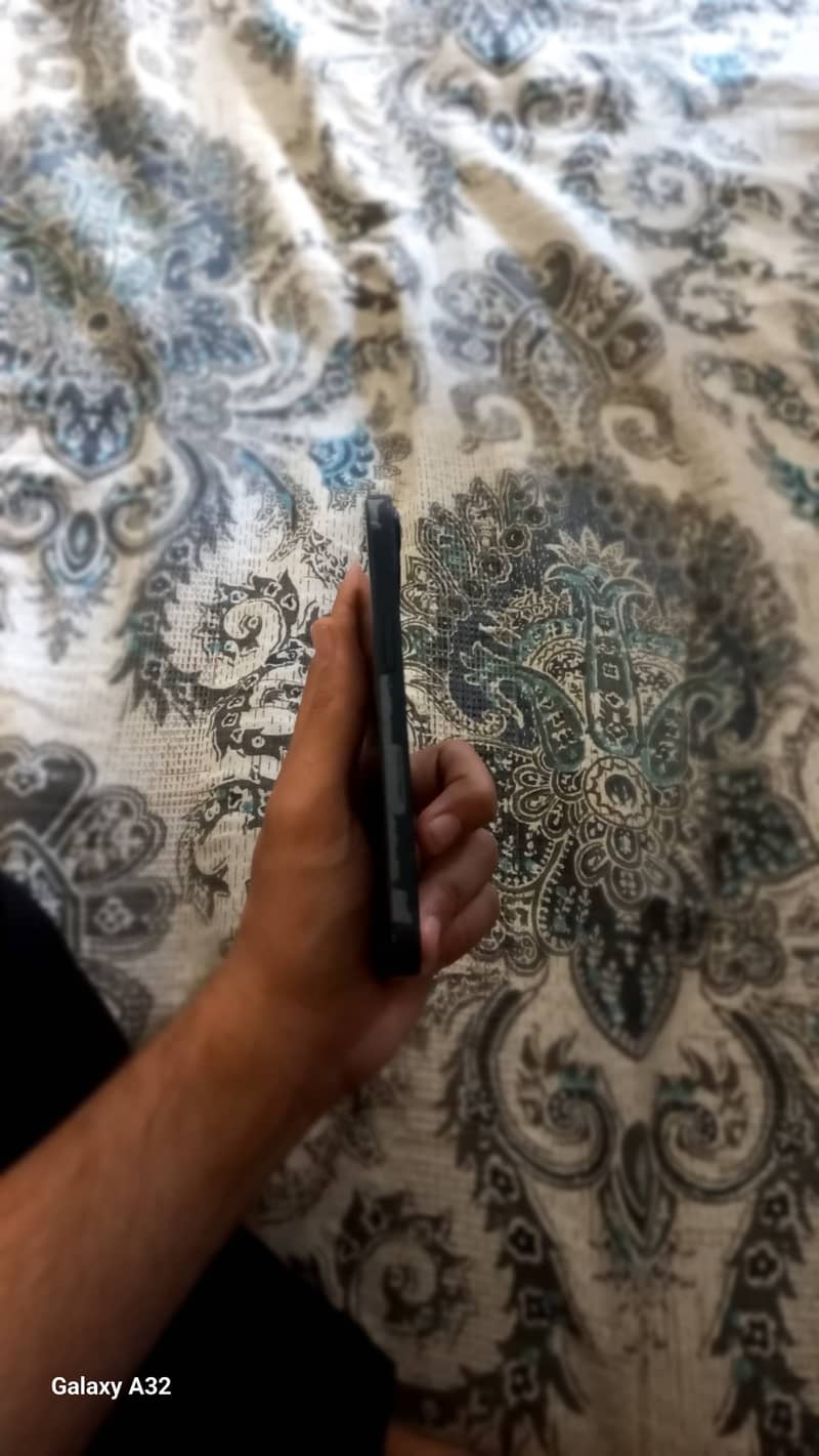Apple iPhone 13 3