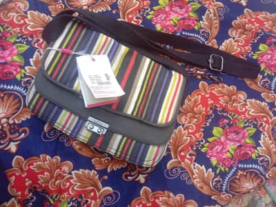original Kipling hand bag with tag like New