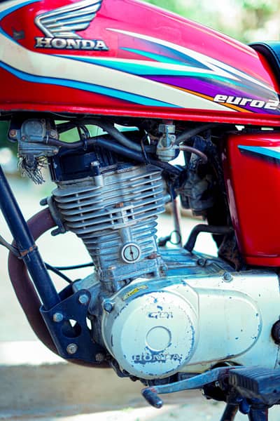 CG 125