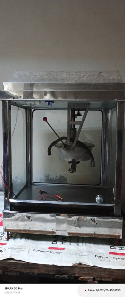popcron machine urgent sale new ha 1 month chli ha or chalo bi ha