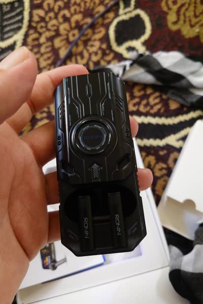 Ronin Dominator R-7035 Gaming Earbuds – 10/10 Condition