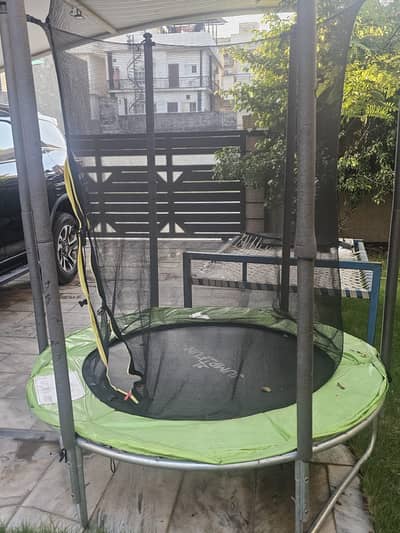Kids Trampoline Perfect conditipn JUMP4FUN
