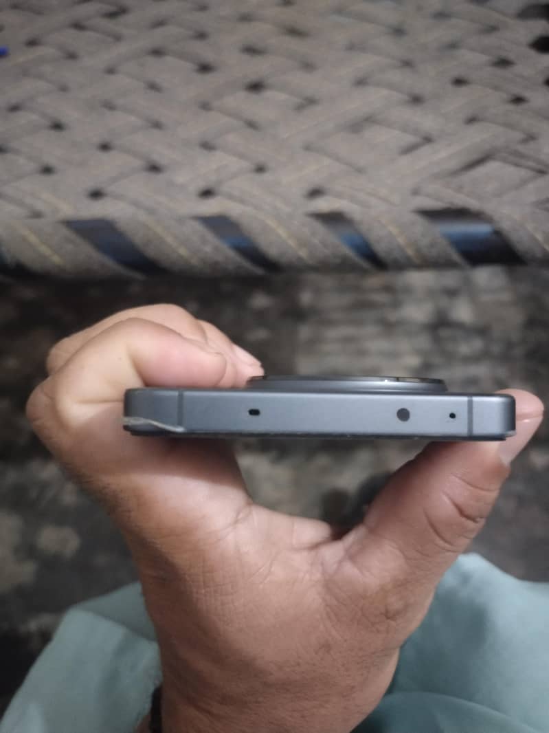 One Plus Ace 5 Pro 0