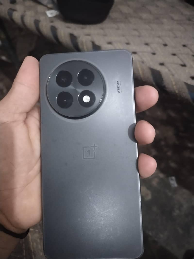 One Plus Ace 5 Pro 5