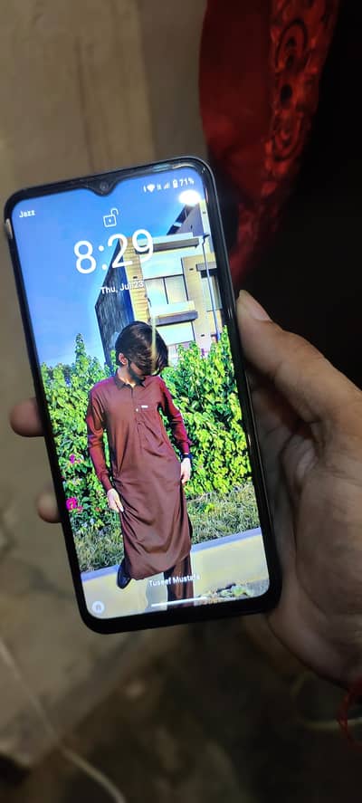 Realme C35