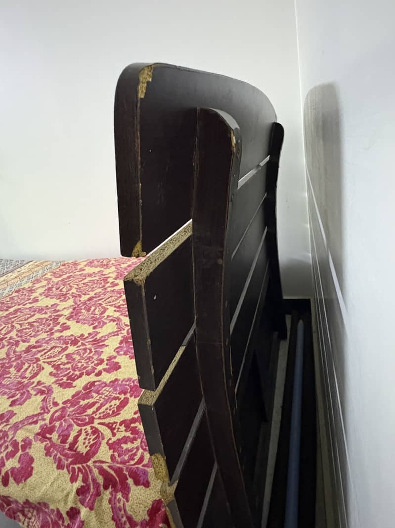 Single bed 1