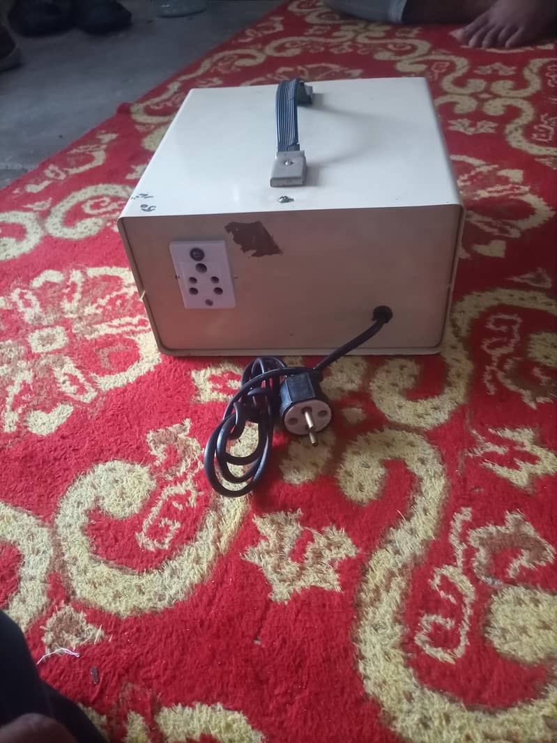 2000 watts stabilizer 2