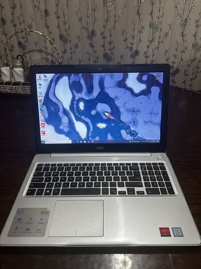 Dell Inspiron 15 5000 Series - Intel core i5 (8th Gen)