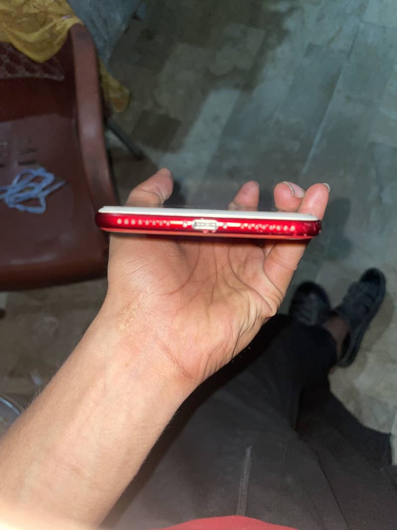 Apple iPhone 7 Plus 2