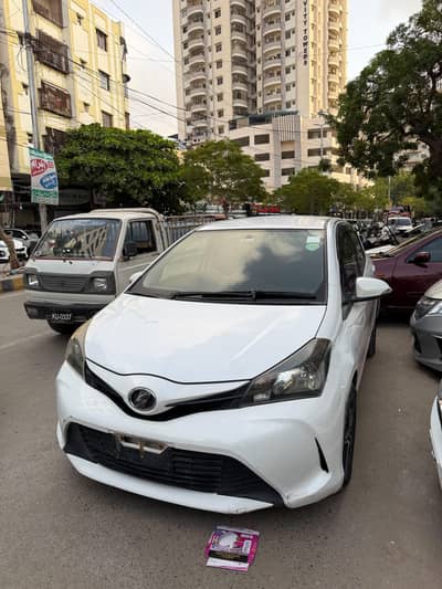 Toyota Vitz 2015