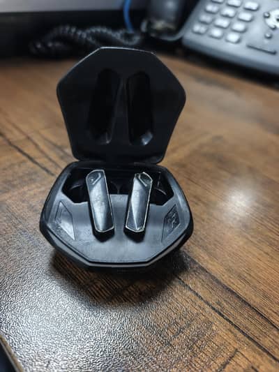 lenovo GM2 pro. Gaming airbuds. one ear peace dead only one working