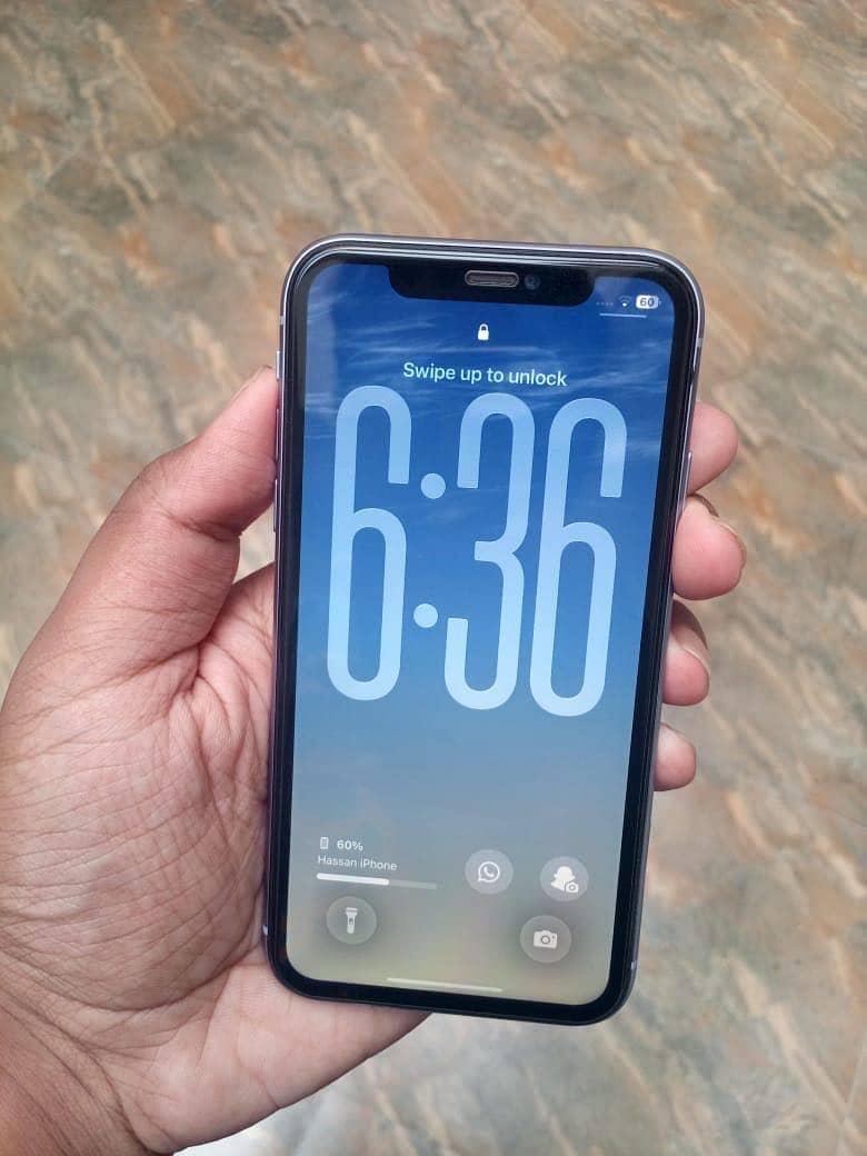 iPhone 11 0