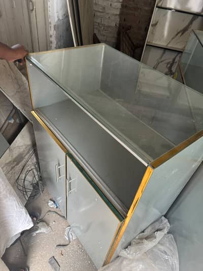 Mobile shop/pharmacy counters and racks