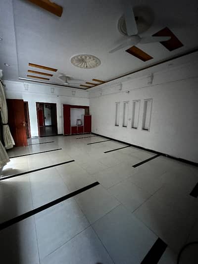 AHMED ASSOCIATES OFFERS 10 MARLA LOWER PORTION FOR RENT IN SUNNY PARK NEAR TO PCSIR PHASE 2 LAHORE