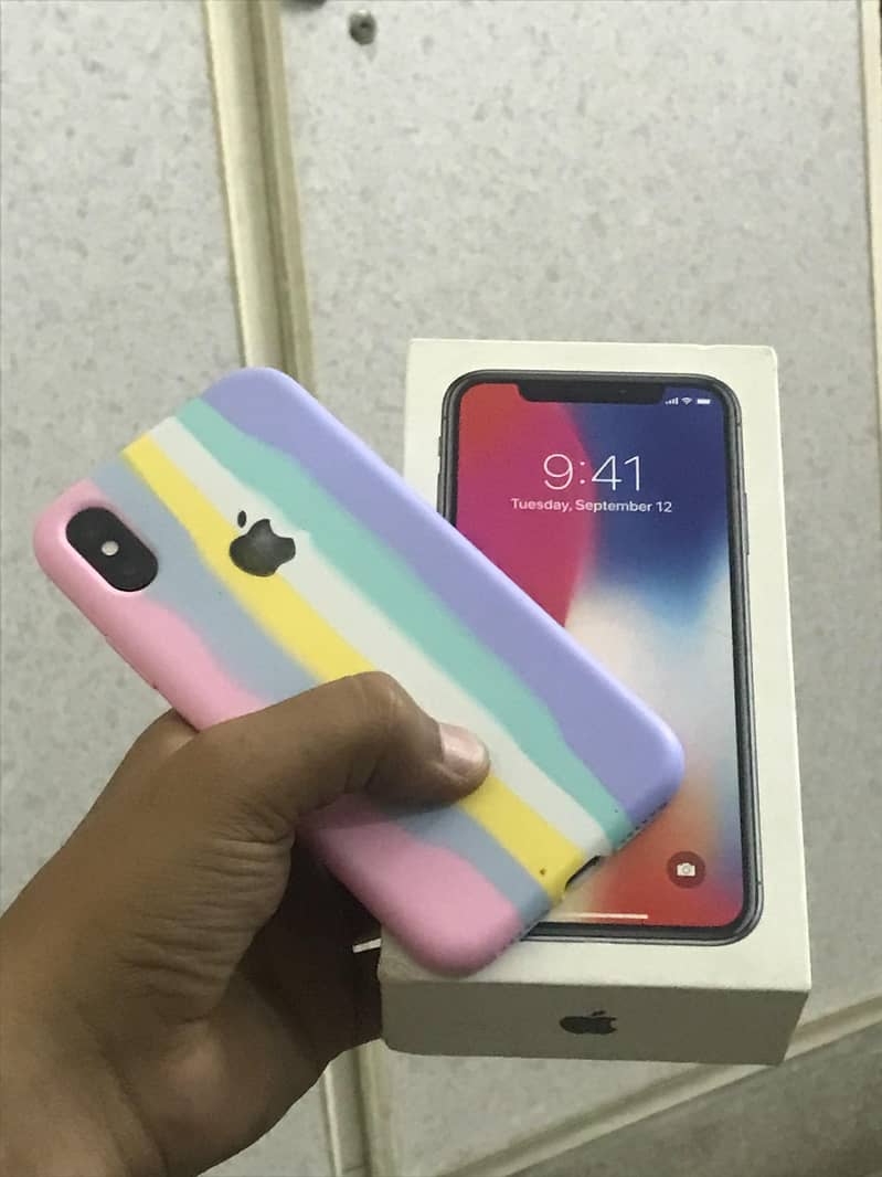 Apple iPhone X 5