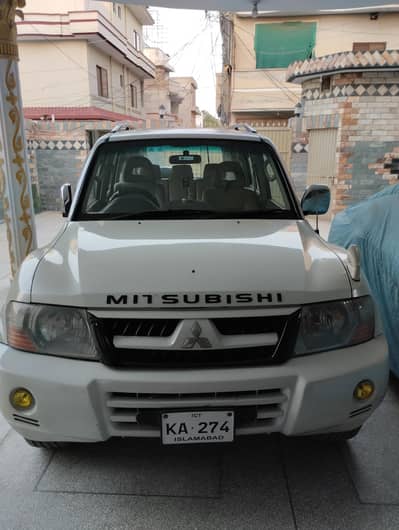 Mitsubishi Pajero 2006