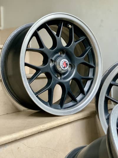 Multi spokes rims 15’