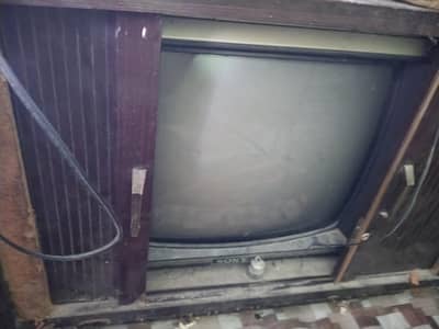 Sony very old tv for sale