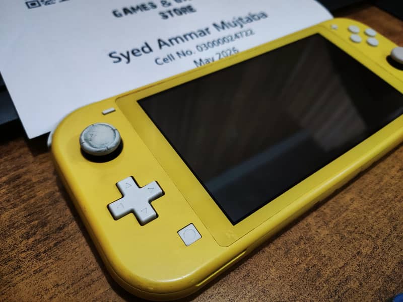 Nintendo Switch Lite - Jailbroken - 64GB - 7/10 Condition - COD 0