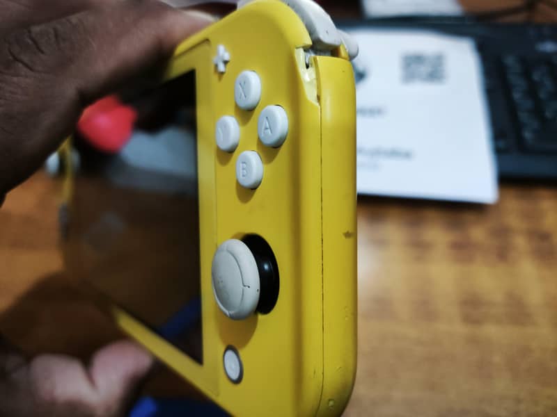 Nintendo Switch Lite - Jailbroken - 64GB - 7/10 Condition - COD 6