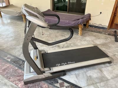 Treadmill Utgent sale