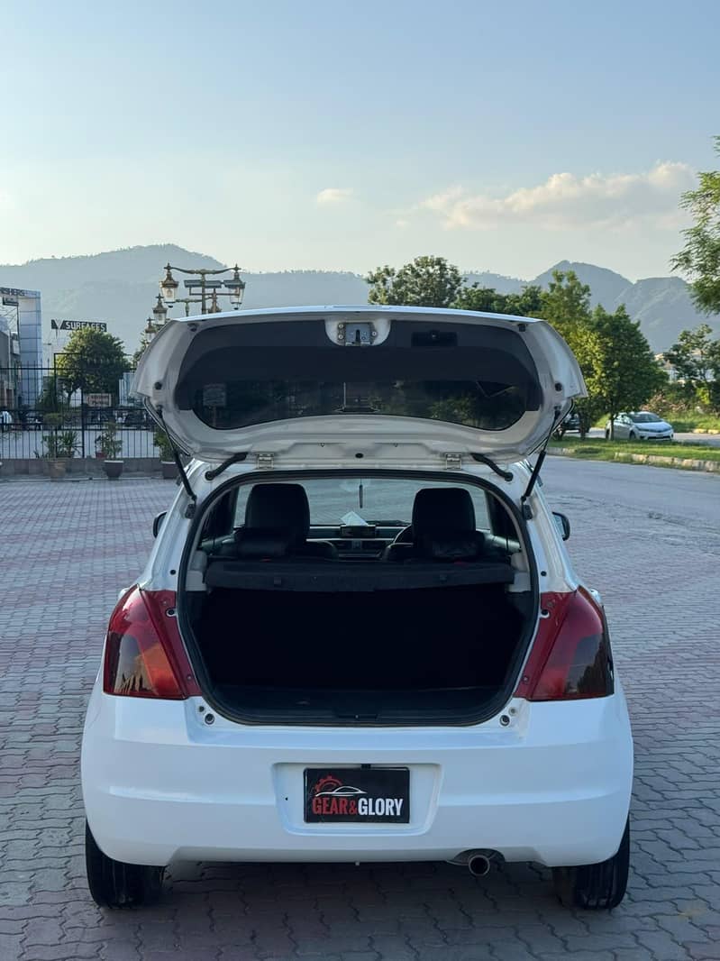 Suzuki Swift Automatic 2021,Suzuki,swift, 7