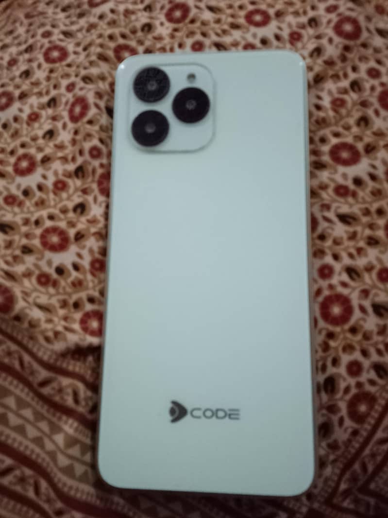 Dcode Bold 3 4