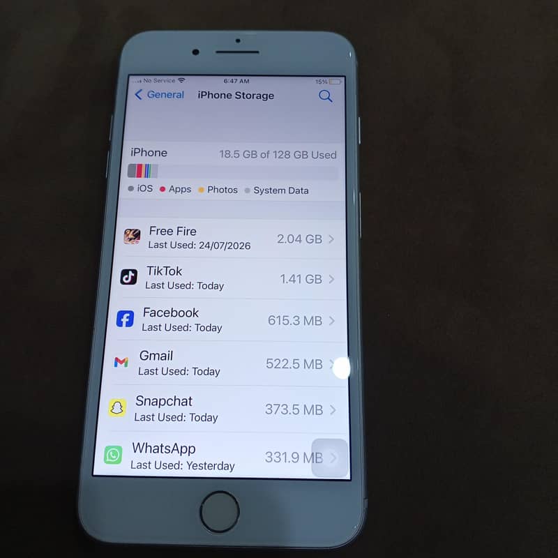 Apple iPhone 7 Plus 6