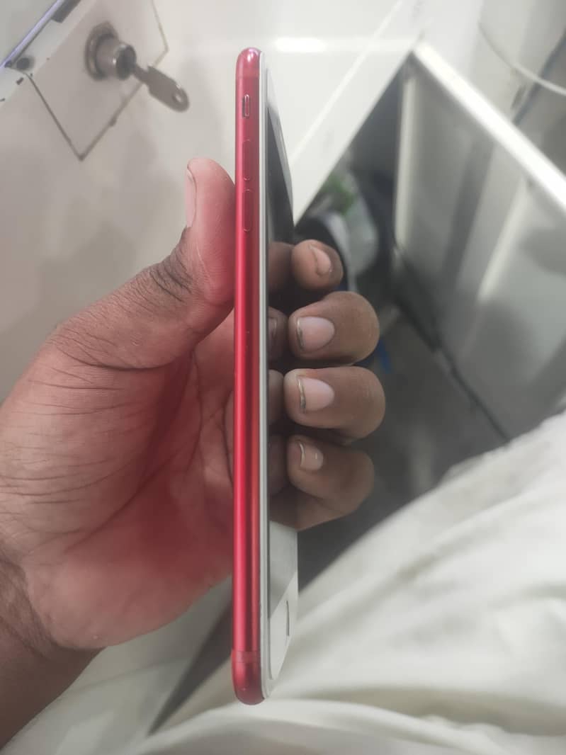 Apple iPhone 7 Plus 3