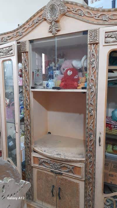 Display Cabinet / TV Showcase for Sale